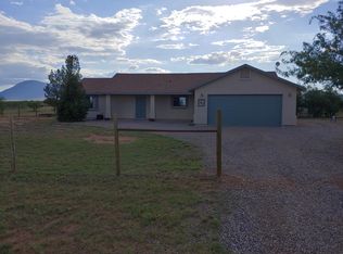 7800 S Windsock Rd, Hereford, AZ 85615