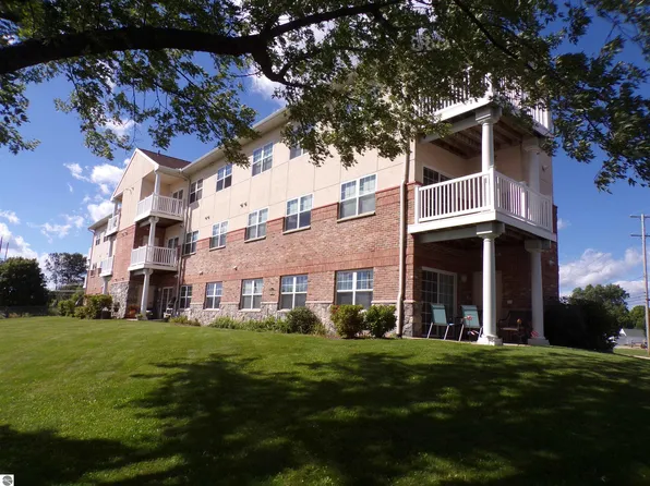 301 N Lake St, Cadillac, MI 49601