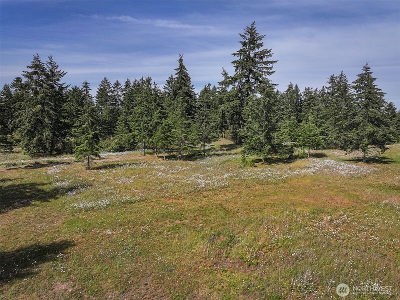 3rd image of 405 Riverside Road Lot C