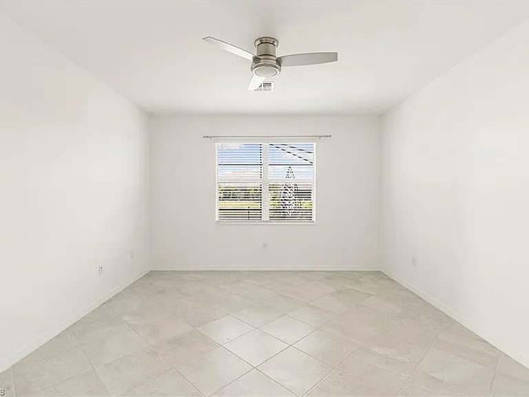 2525 Kona Way — Photo 10