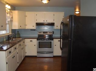 557 Stauffers Church Rd, Palmyra, PA 17078