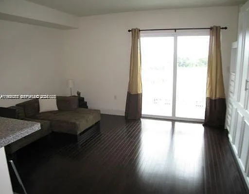 2740 SW 28th Ter #503 — Photo 12