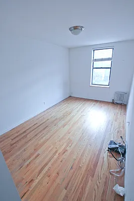 Rented by Jonis Realty | media 11