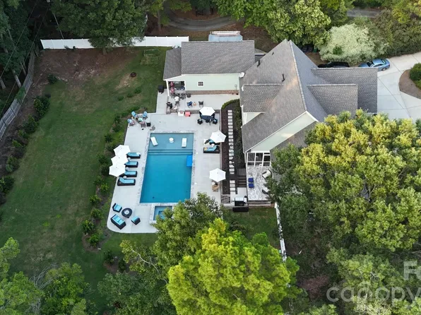 3514 McKee Rd, Charlotte, NC 28270
