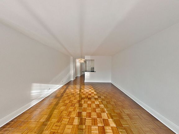 2nd image of 442 W 57th St APT 5A
