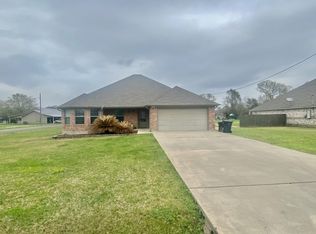 790 Sudduth Dr, Bridge City, TX 77611