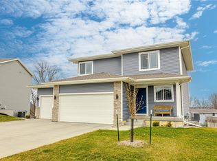 802 Evans View Dr, Adel, IA 50003