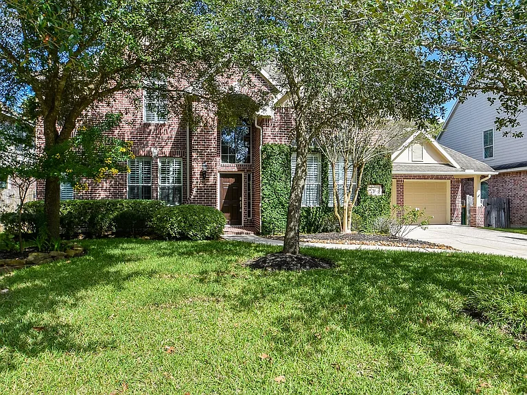 10 Renoir Trail Pl — Photo 1