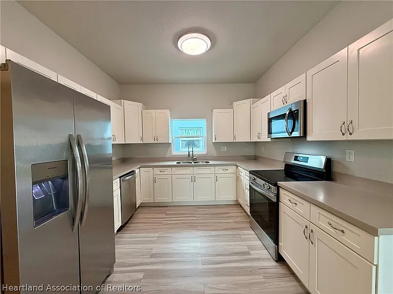 1517 Las Villas Blvd — Photo 3