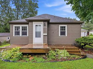 2216 Franklin St, Cedar Falls, IA 50613