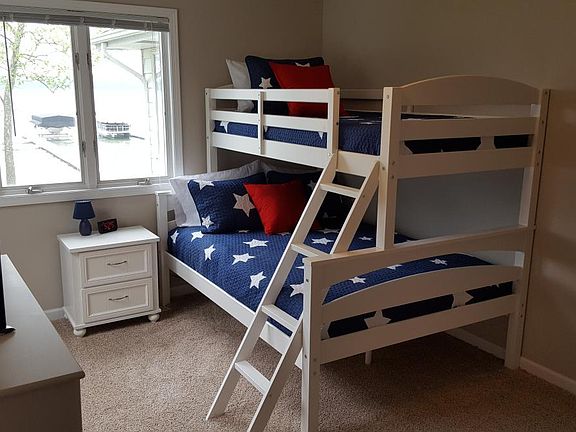 Main floor bedroom #2