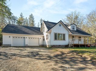 437 Cumberland Dr, Grants Pass, OR 97527