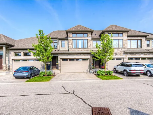 243 Grey Silo Rd #6, Waterloo, ON N2K 0B9