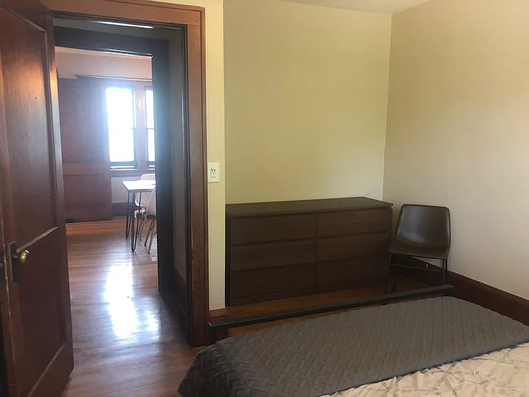 924 Smith Ave S #FURNISHED UPPER — Photo 14