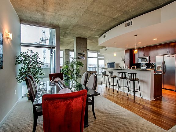 Dining Room & Kitchen
