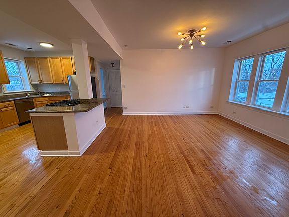 4th image of 2531 N Talman Ave APT 2E