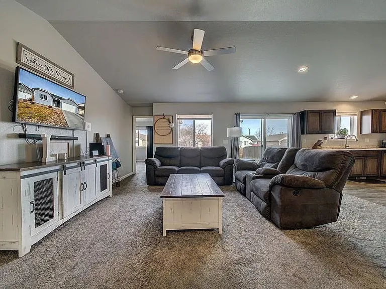 3019 Candice Ln — Photo 4
