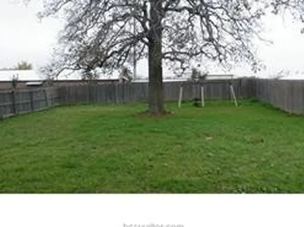 2800 Horseback Dr, College Station, TX 77845