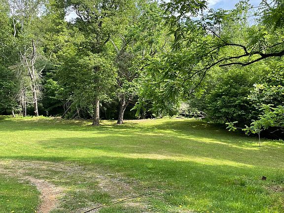 2nd image of 6200 Goodview Rd