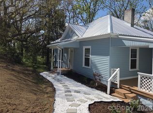 267 Beaverdam St, Canton, NC 28716
