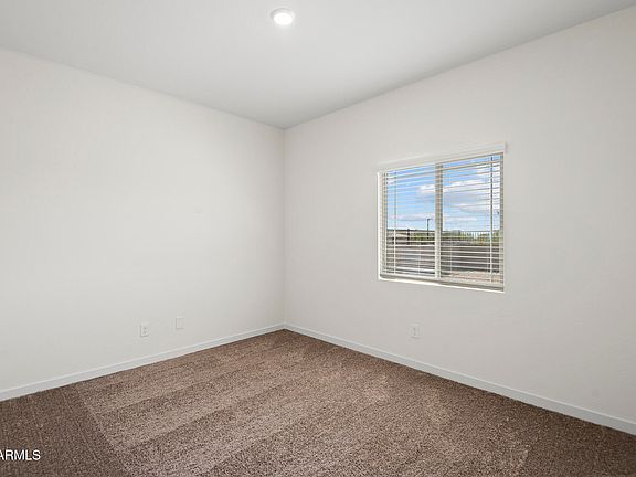 4th image of 4011 N GHOST HOLLOW Way