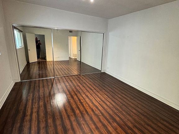 4th image of 11915 Darlington Ave APT 8