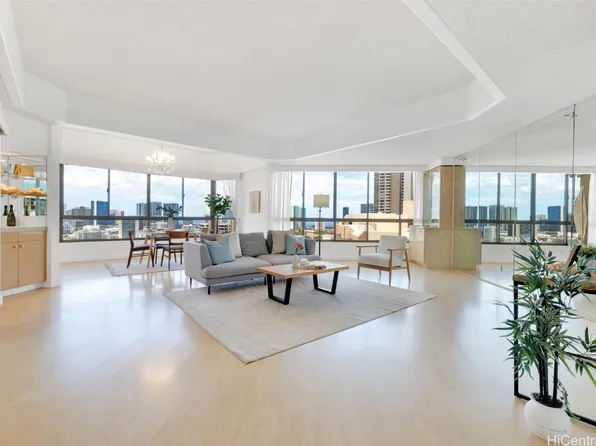 1050 Lunalilo St #Penthouse 4, Honolulu, HI 96822