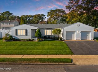 228 Colonial Dr, Brick, NJ 08724