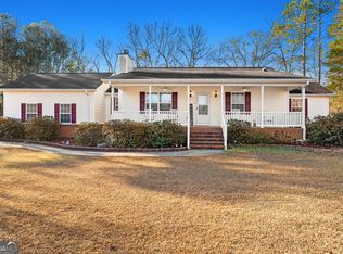 274 Stillwood Dr, Hartwell, GA 30643