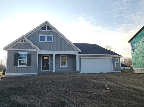 2415 Dayflower Blvd #15, Zeeland, MI 49464