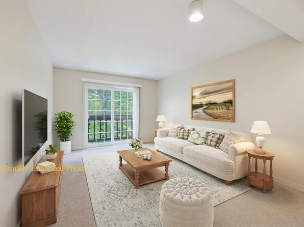 30 Wolf Road #713, Lebanon, NH 29588