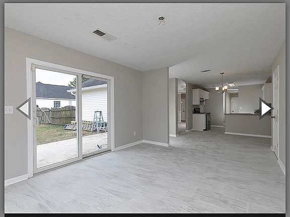 3rd image of 3615 Brittany Oak Trce
