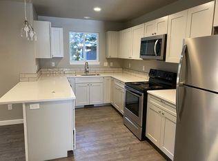 1196 NE Ross Rd #1, Bend, OR 97701