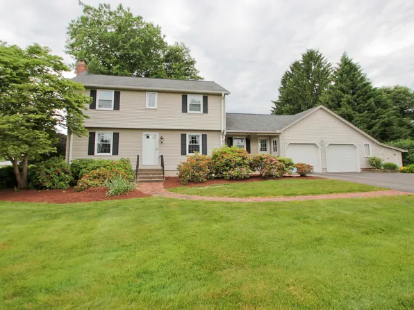150 Pleasantview Drive, Suffield, CT 06078