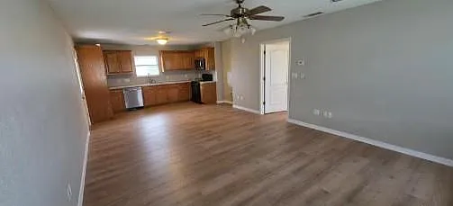 16 Brenda Ln — Photo 2