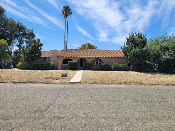 1631 Hackney St, Hemet, CA 92543