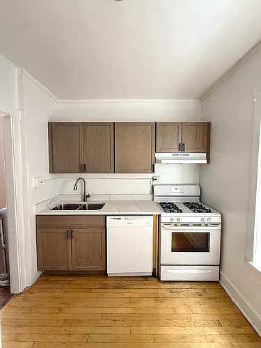 800 Washington St #3 Photo 1