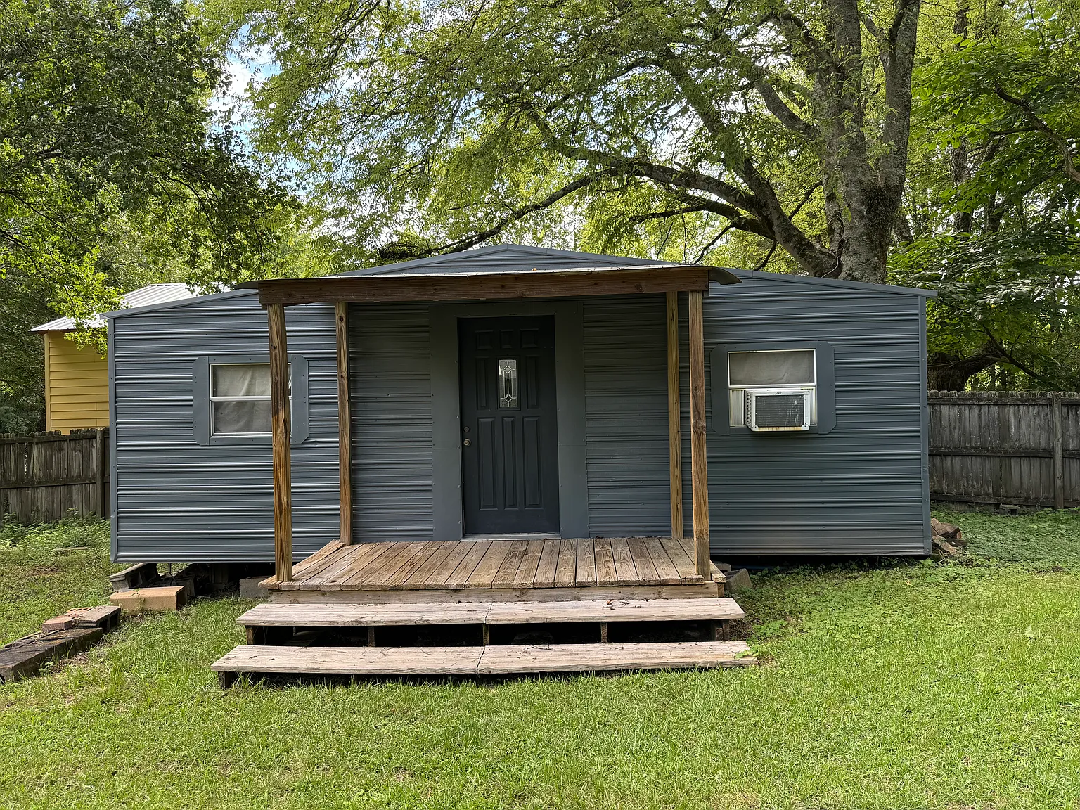 75 Cross Way — Photo 3