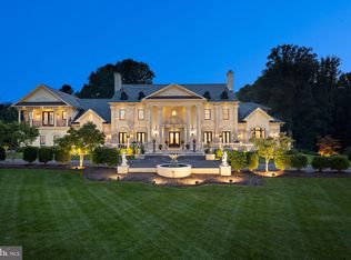 938 Peacock Station Rd, McLean, VA 22102