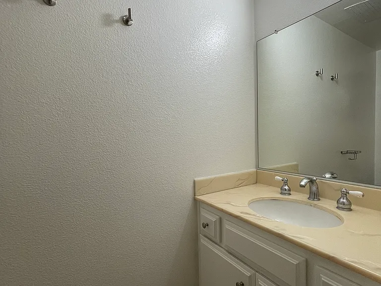 230 Kauai Ln — Photo 38
