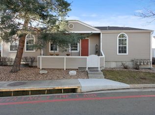 5725 W Asbury Pl, Lakewood, CO 80227