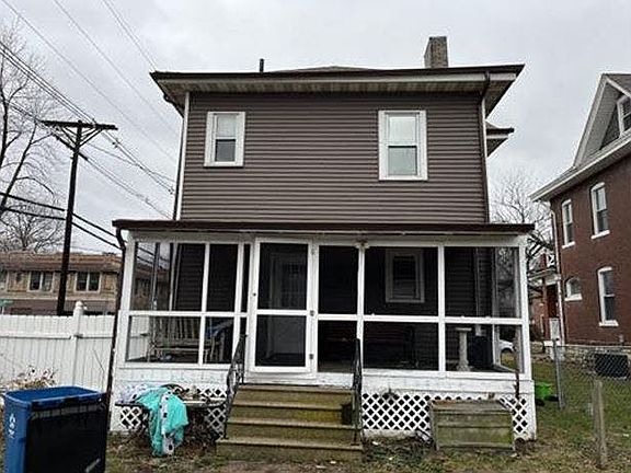 2nd image of 2167 Cleveland Blvd