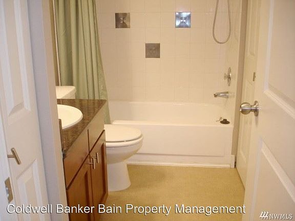 4th image of 15819 NE Leary Way APT 229