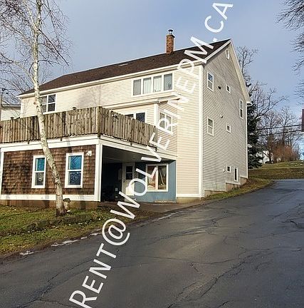 4th image of 47 Denoon St APT 2
