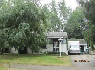 201 Reitman Ct, Rochester Hills, MI 48307