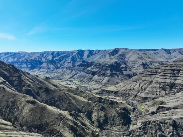 2 N 4820d0 #101, Joseph, OR 97846