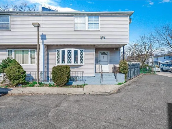 22234 141st Avenue, Springfield Gardens, NY 11413