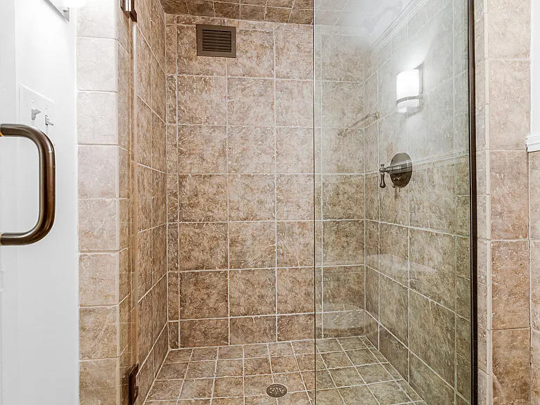 2555 Pennsylvania Ave NW #418 — Photo 35