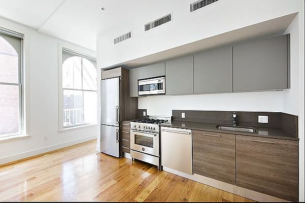 1st image of 1 Thomas St APT 4