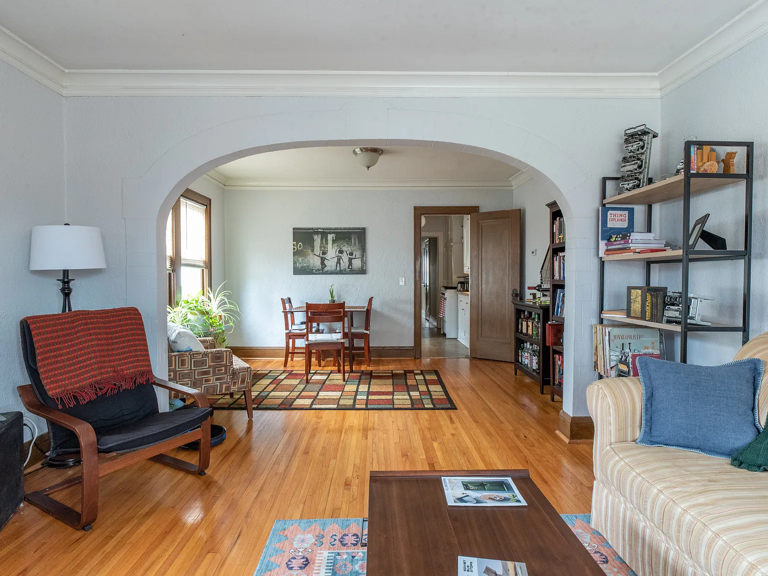 Lovely Mpls Two-Bedroom Side by Side Duplex Unit Available Oct 1st! — Photo 2